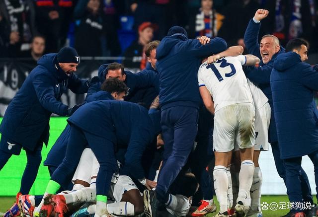 关于欧国联比赛精彩为期开战，球员们全神投入追逐胜利的信息