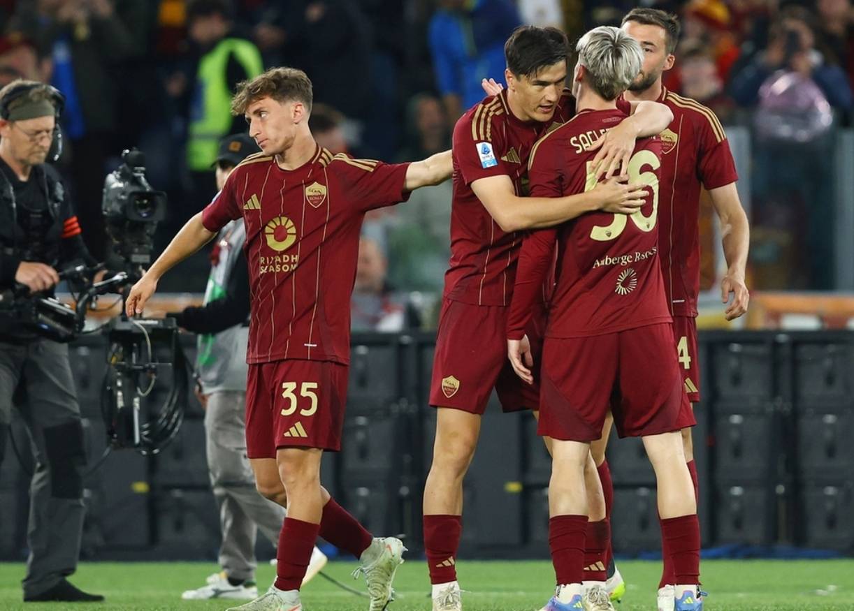 包含罗马门将状态神勇，力保球队不败的词条